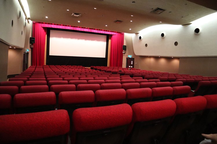 有楽町スバル座04