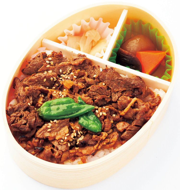 新花巻駅で購入した、岩手県産牛肉のいわてあぶり焼き和牛弁当1100円。