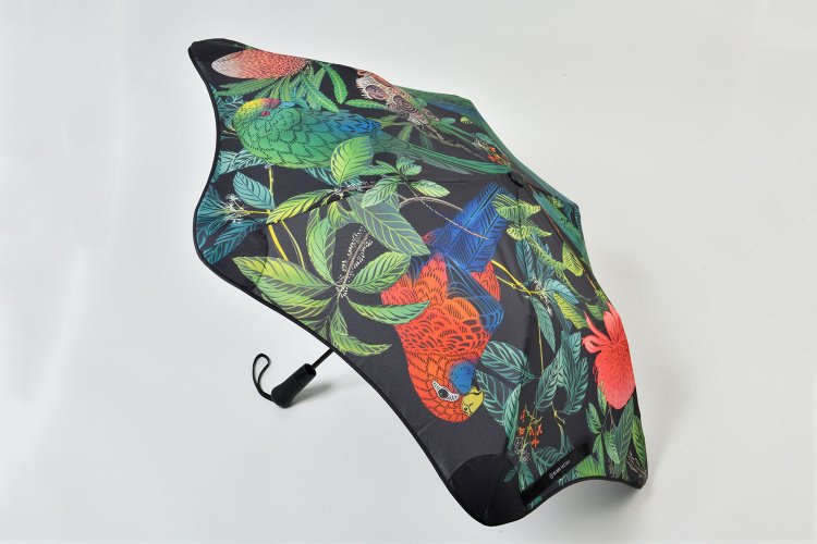 1万2980円。収納時の長さ37㎝。約380g。オンラインショップほか。☎03-5793-8955