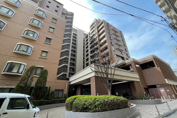 西巣鴨駅から徒歩1分の「メトロステージ西巣鴨」。