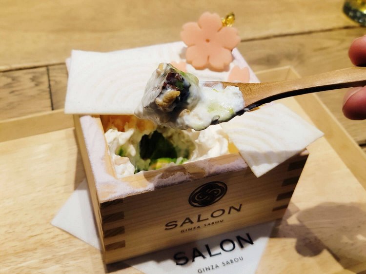 サロンギンザサボウの茶房パフェSAKURA3