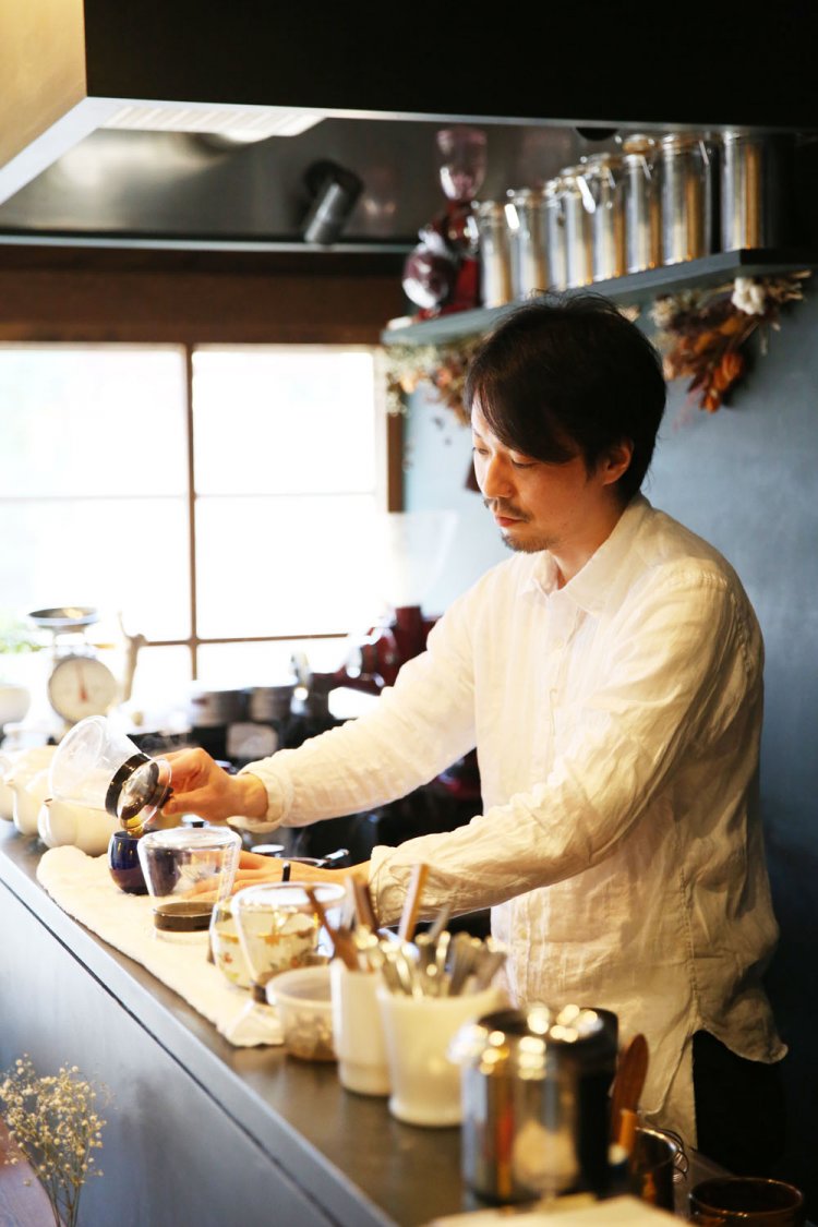 店長の高安宏昌さん。