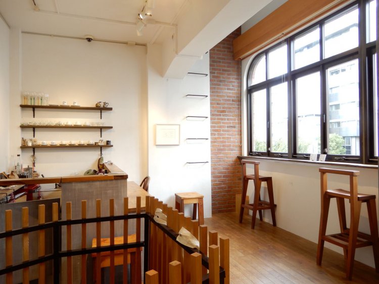 ギャラリー部分はらせん階段でつながっている。