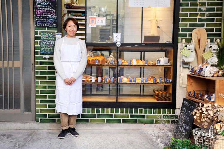 店は対面販売の窓口のみ。