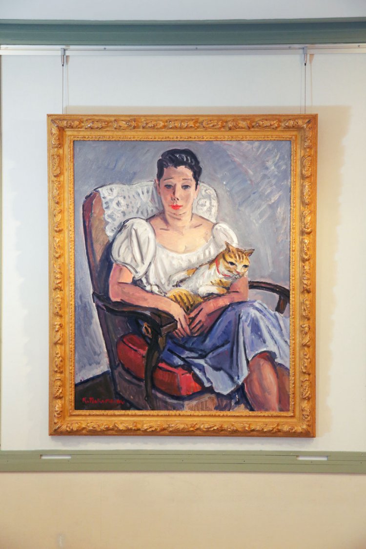 「婦人像」（1963年）。晩年は、富子夫人を数多く描いた。