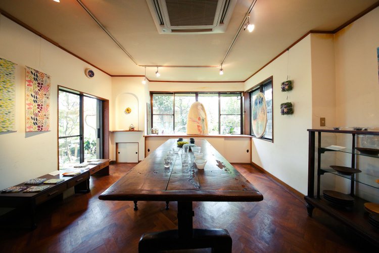 lucite gallery（ルーサイト ギャラリー）