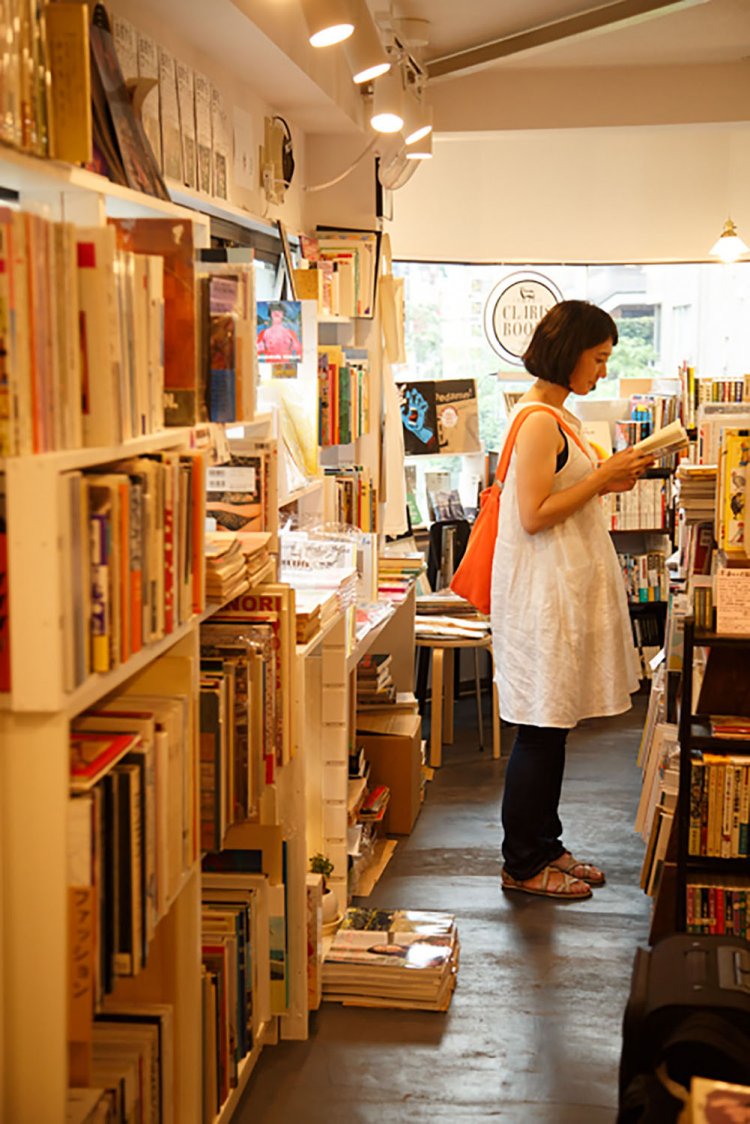 映画、生活、雑誌のバックナンバーも豊富にあり。