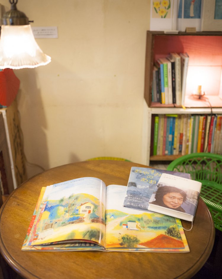 絵本も描いていた故・忌野清志郎を偲ぶ一角もある。