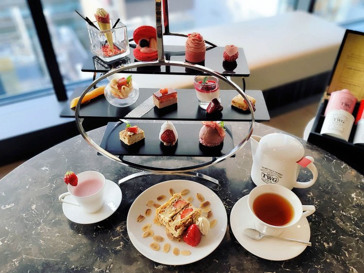 Pink afternoon tea 5082円。※2021年3月31日まで