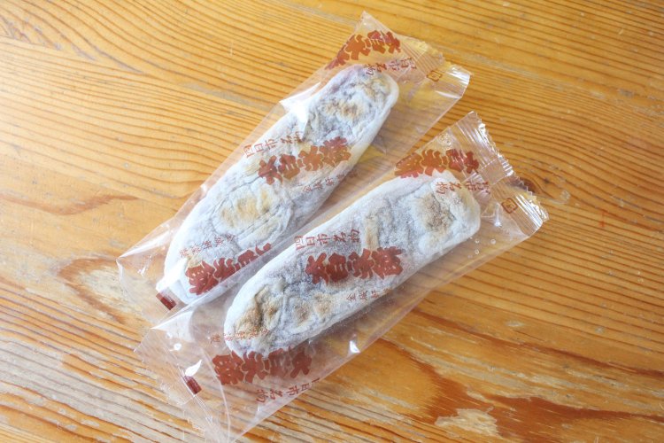 太白永餅(たいはくながもち)　1個110円。