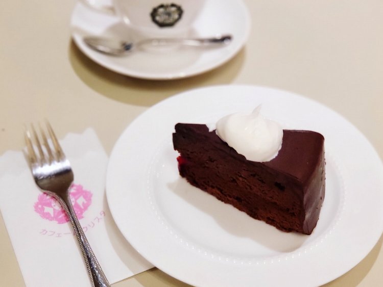 カフェーパウリスタ7