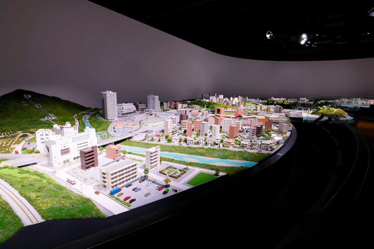 小高くなっている箇所から見下ろして見学できます。