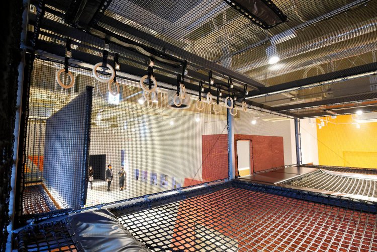 室内アスレチックのような「キッズロマンスカーパーク」。