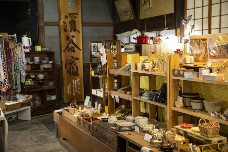 3  七ツ梅酒造跡