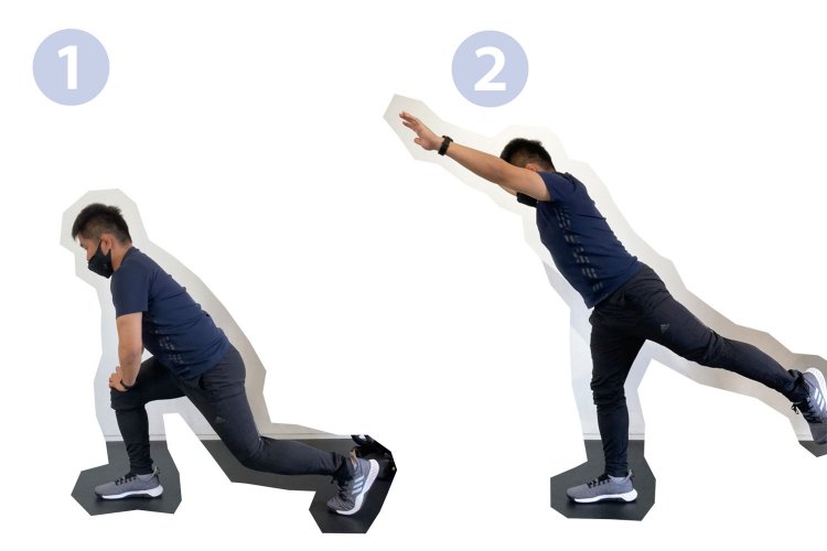 チャレンジできそうな方は、①の体勢で両手を膝ではなく床にタッチしてみましょう。