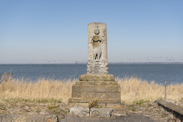 「お地蔵さんの近くに私もいるから見つけてみてね」