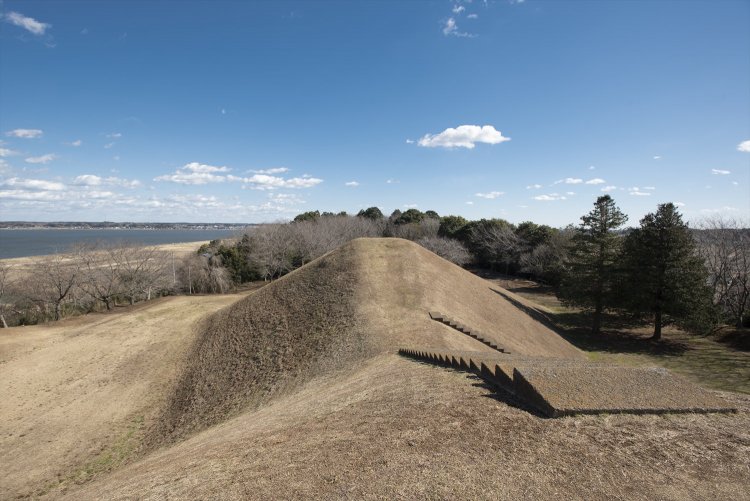 古墳に上って見渡すパノラマ