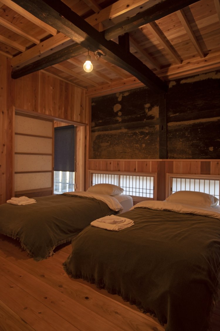 客室は洋室と和室が選べる。写真は洋室。