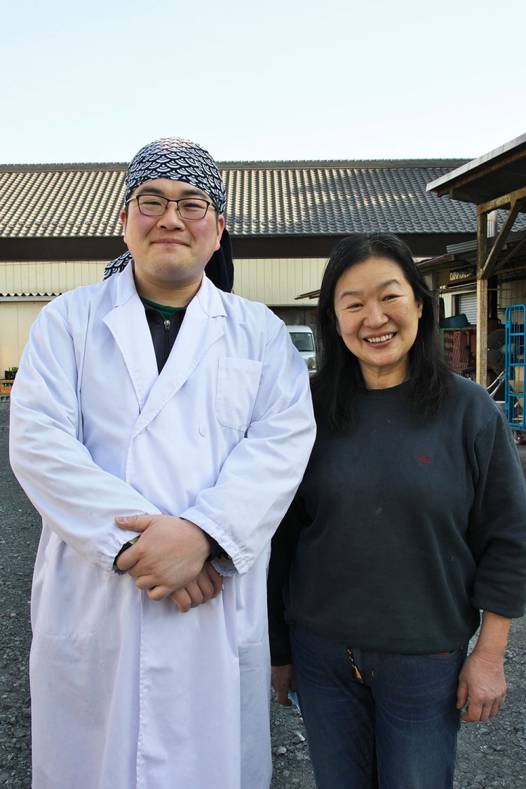 おいしい季節の限定品も店で買えますよ〜。