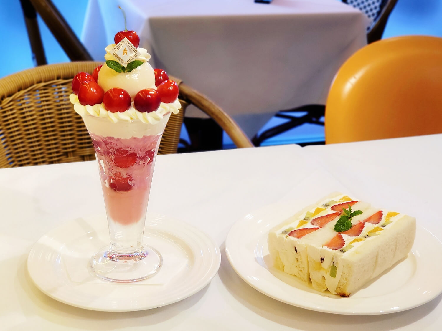 絶品の“さくらんぼパフェ”と萌え断の“フルーツサンド”『ザ 東京 絶品の“さくらんぼパフェ”と萌え断の“フルーツサンド”『ザ 東京