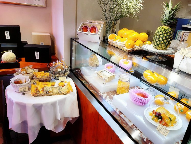 THE Tokyo Fruits パーラー4