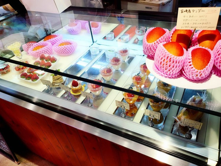 THE Tokyo Fruits パーラー8