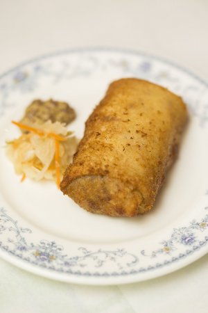 ロシア料理 サラファン　ブリンチピロシキ