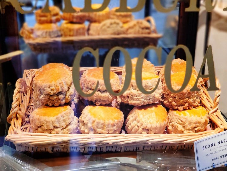 スコーン・ナチュール 330円（テイクアウト）。