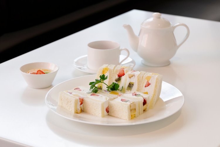 『タカノフルーツパーラー』