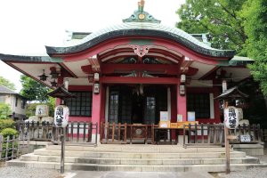 市谷亀岡八幡宮