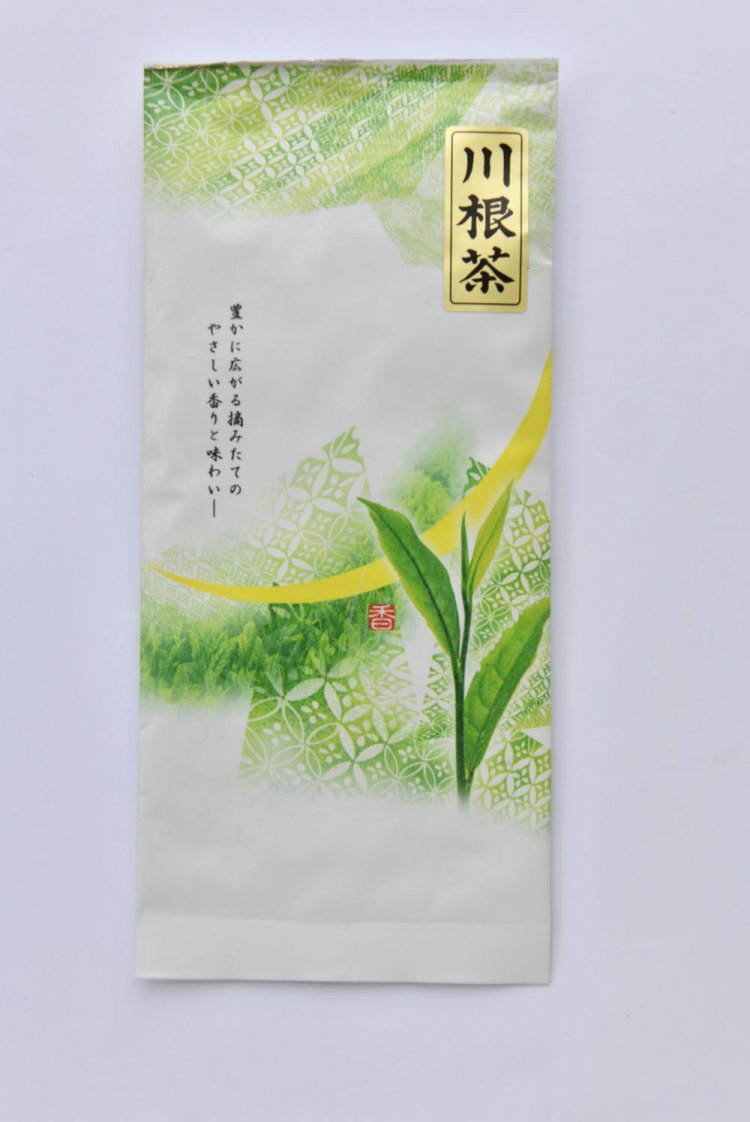 静岡八十八夜摘み 川根茶50g 1080円。和菓子によく合う渋み。