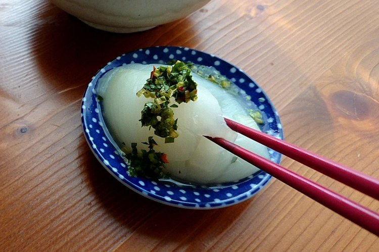 新玉ねぎとパクチー