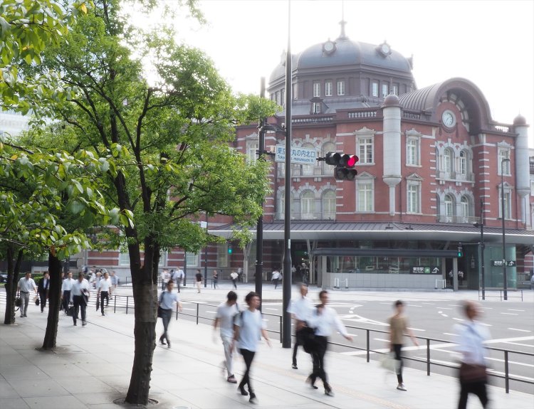 1 まずは外から眺めよう