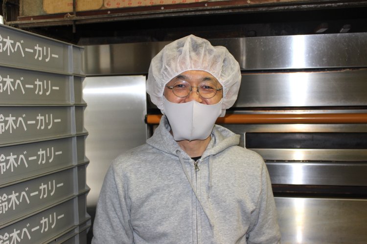 鈴木敬利さん。『鈴木ベーカリー』を継いでから42年。