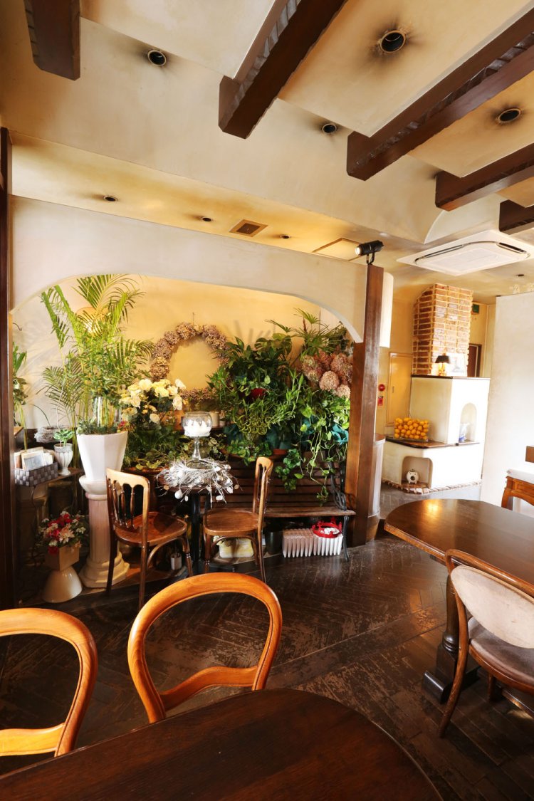 季節ごとのディスプレイが楽しい店内。