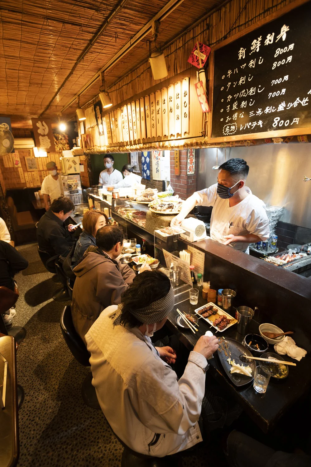 やきとん ひょっとこ 人形町 もつ焼き さんたつ By 散歩の達人