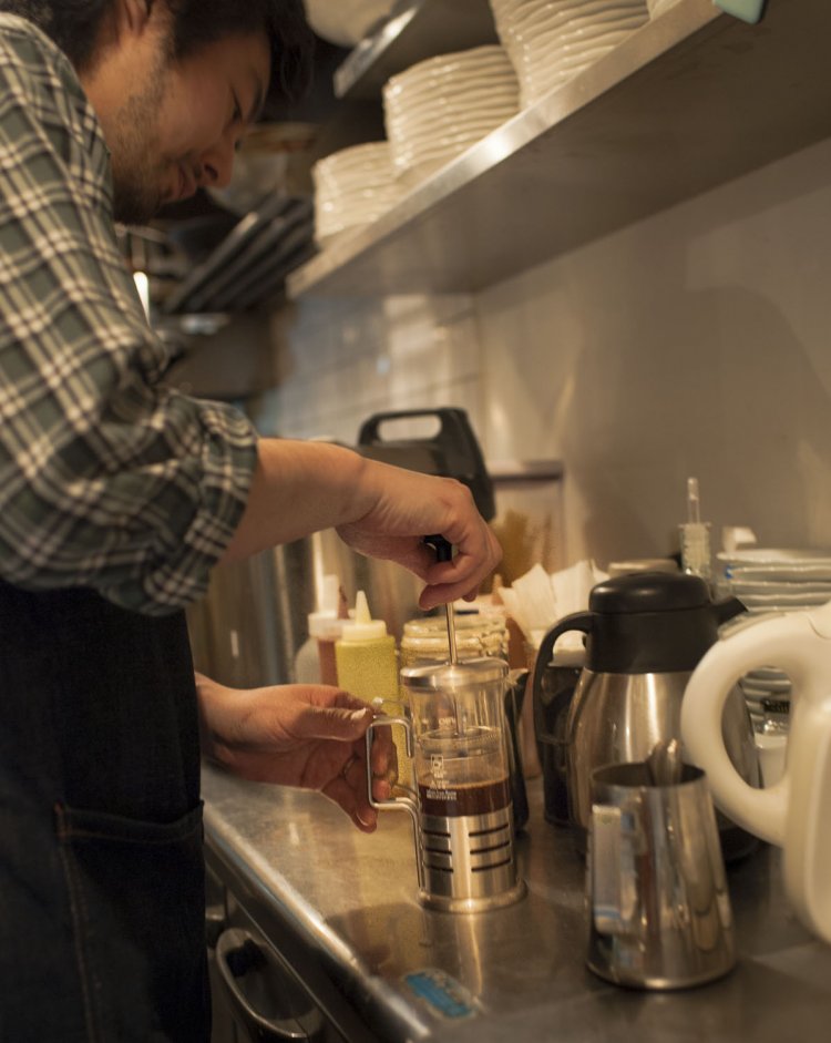 店主の航介さん。