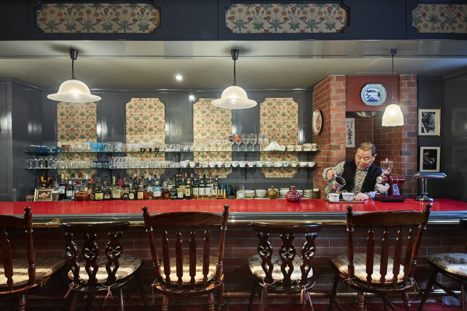 春のジャズ ウォーク 全国ジャズ喫茶の店主が選ぶ名盤から Bpm130前後で春の散歩用プレイリストを作ってみた 散歩用プレイリスト さんたつ By 散歩の達人