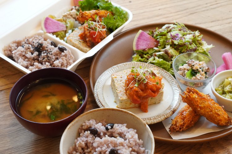 こもれび食堂+（こもれびしょくどうぷらす）