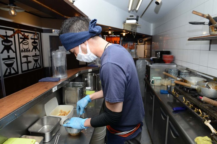 「香りと食感がいい麺と、濃厚つけ汁をぜひ味わってください」と戸石店長。