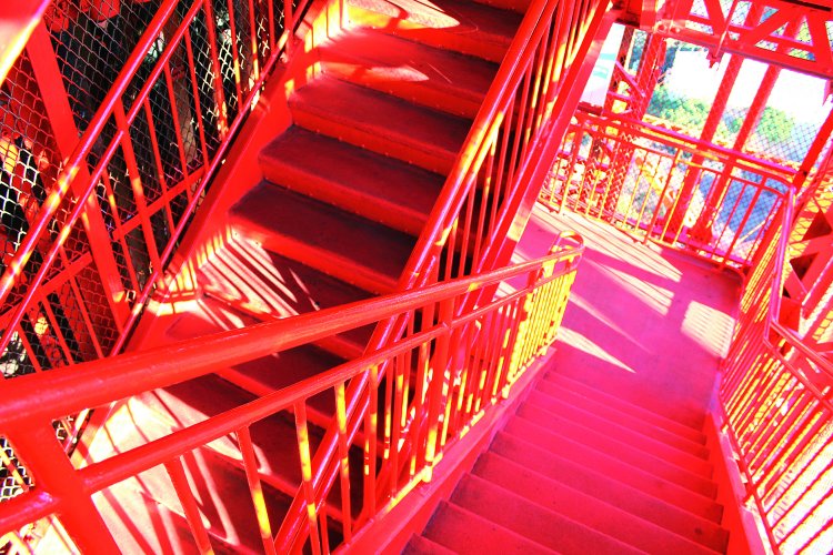東京タワー外階段。写真提供＝（C）TOKYO TOWER。