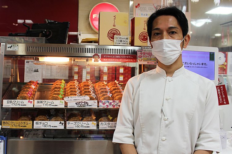 3代目オーナーの平松潮さん。