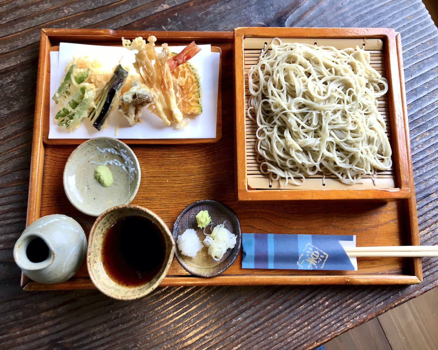 飯能河原の林にある 櫟庵 そば通をうならせてきた手打ちそばの名店が弟子とともに再出発 さんたつ By 散歩の達人