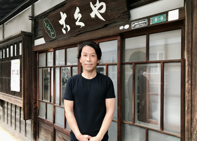 店主の細川博之さん。こう見えて、高校時代にはアマレスのフリースタイルで埼玉県2位に輝いた猛者である。