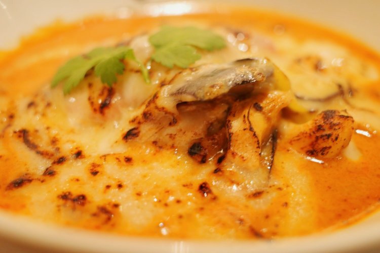 あぶったチーズのこげ目がそそられる。