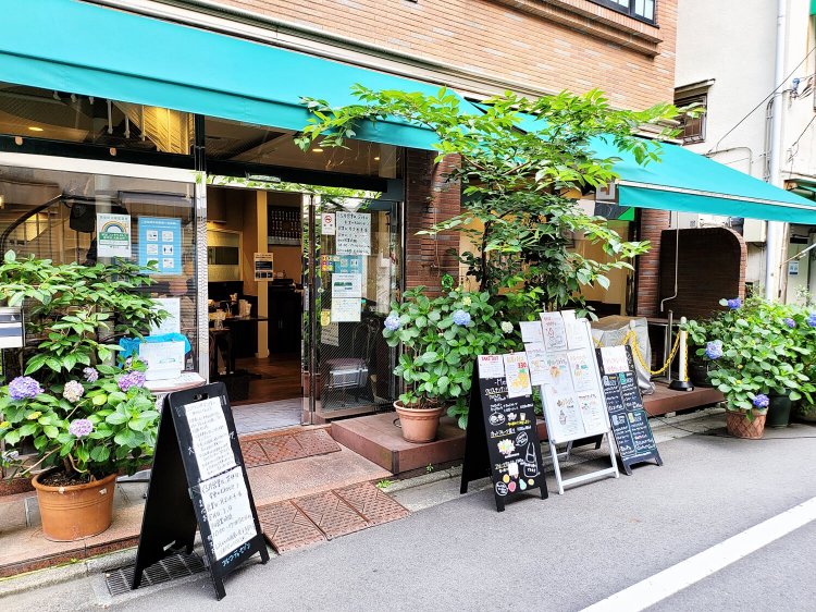 秋葉原9フルーフ・デゥ・セゾン