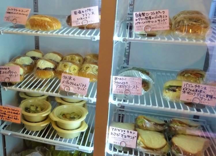 人気のサンドイッチ類。どれにしようか選ぶ時間も楽しい。