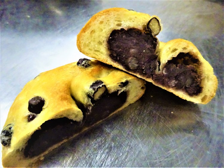 中はあんこがぎっしり。