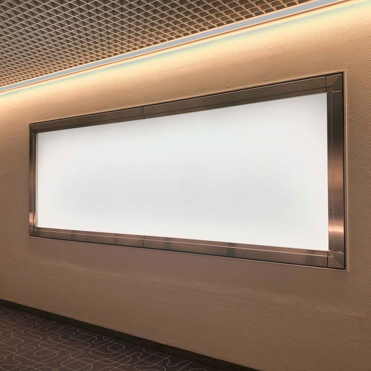 Bright light, big SNB《ブライト・ライツ・ビッグ・無言板》