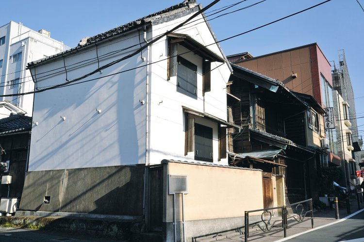 旧伊勢屋質店。